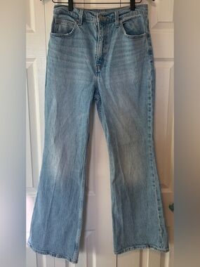 Levi's Premium 70s High Flare Light Wash Blue High Rise Jeans Size 29